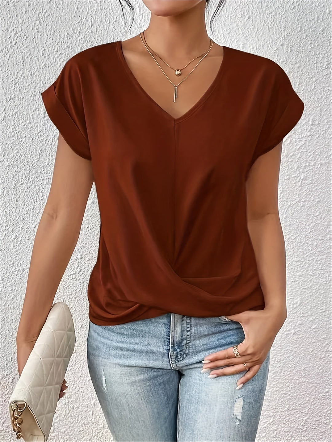 Gigi™ – Stylish Top with Knot and V-Neck